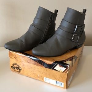 Women’s Grey Ankle Boots (size 6)